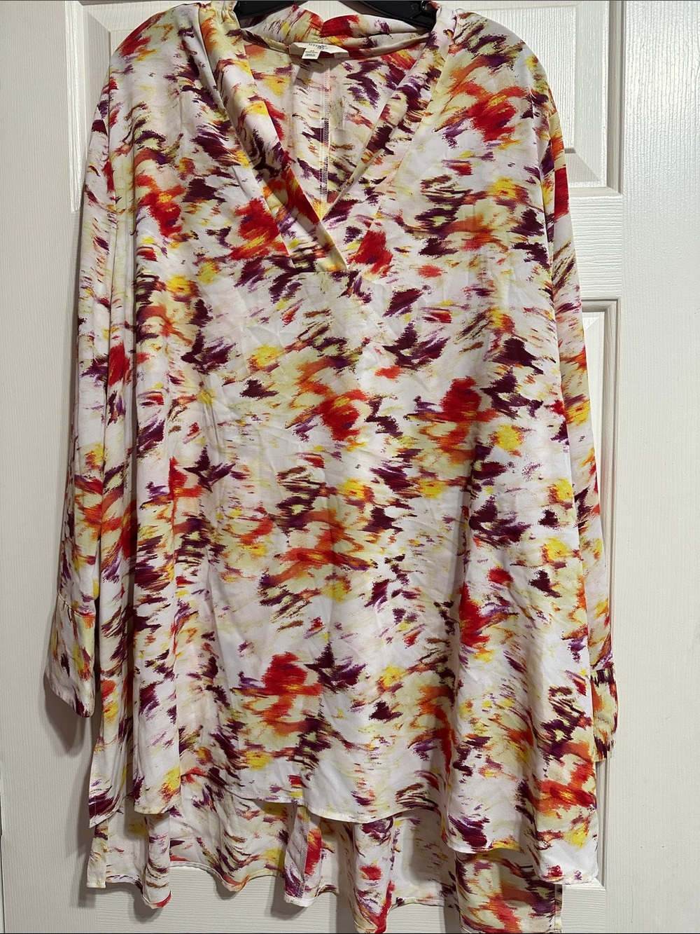 Terra & Sky White V-Neck Tunic with Red, Yellow & Purple Watercolor Print